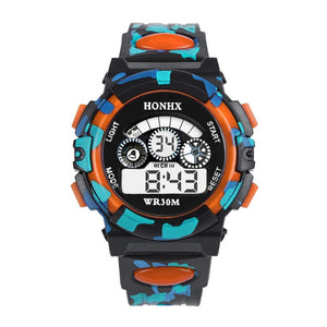 Sporty children's watch with camouflage