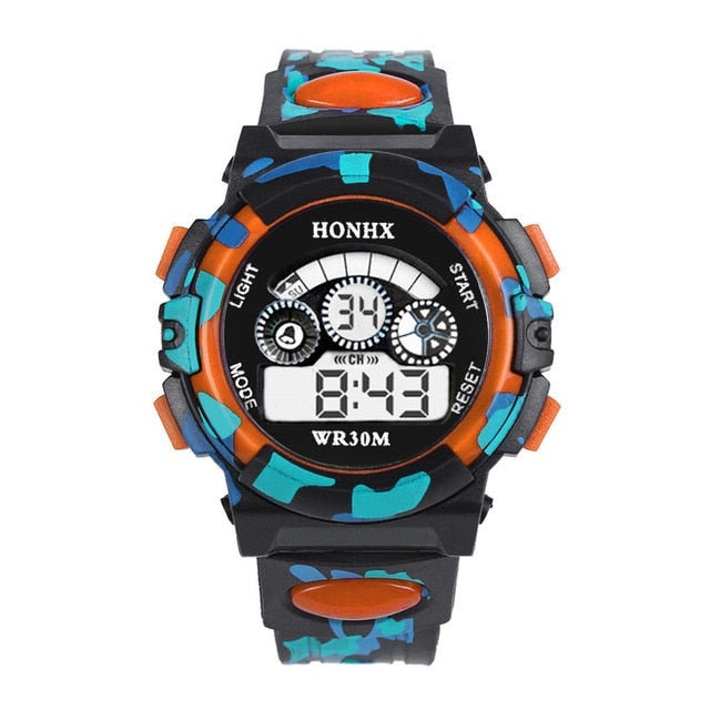 Sporty children's watch with camouflage